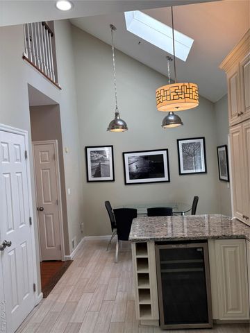 18 Lakeside Drive, Valhalla, NY 10595