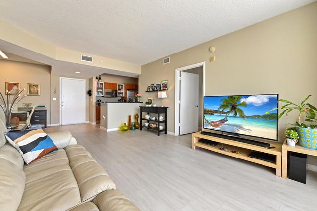 18800 NE 29th Avenue 816, Aventura, FL 33180