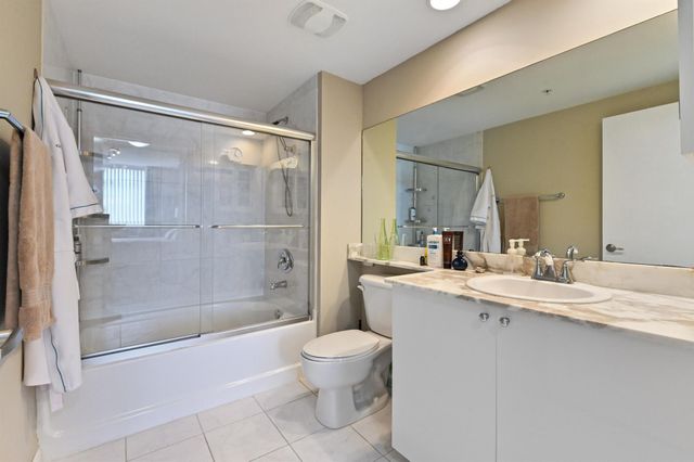 18800 NE 29th Avenue 816, Aventura, FL 33180