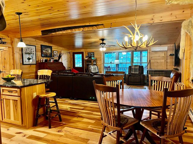 2243 West Lake Road, Poultney, VT 05774