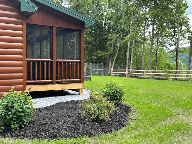 2243 West Lake Road, Poultney, VT 05774