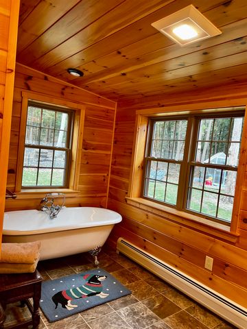 2243 West Lake Road, Poultney, VT 05774
