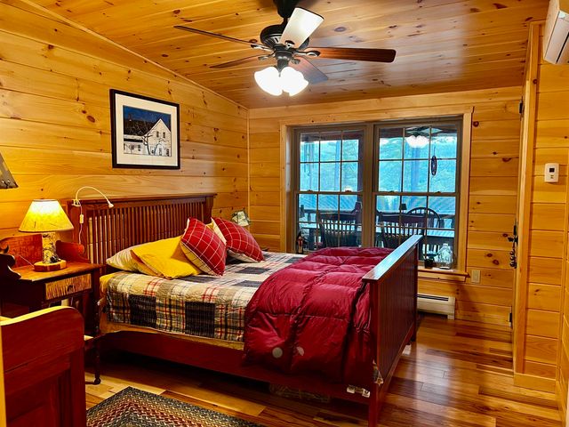 2243 West Lake Road, Poultney, VT 05774