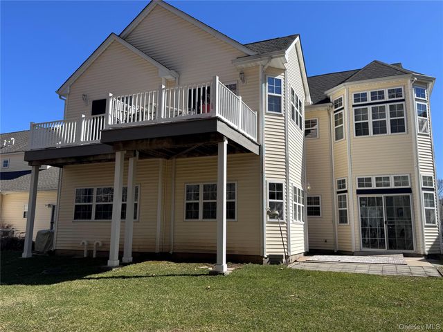 4001 Saint Andrews Avenue 4001, Riverhead, NY 11901