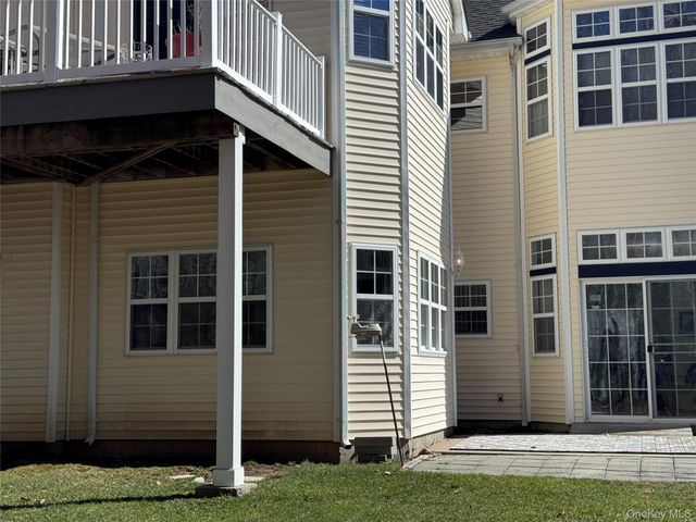 4001 Saint Andrews Avenue 4001, Riverhead, NY 11901