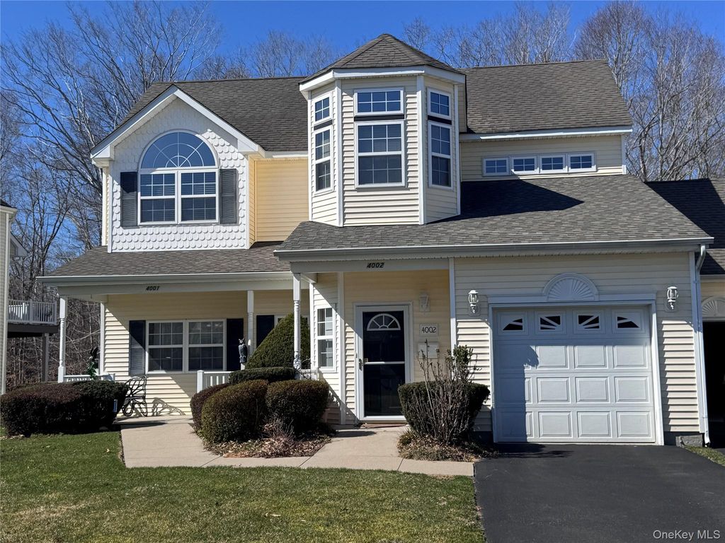 4001 Saint Andrews Avenue 4001, Riverhead, NY 11901