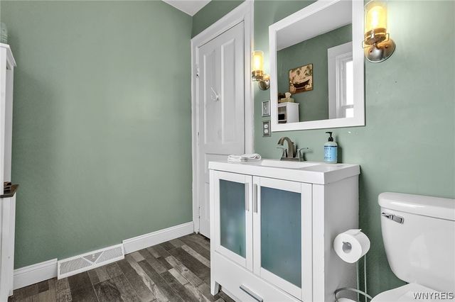 251 Pleasant Avenue, Hamburg, NY 14075