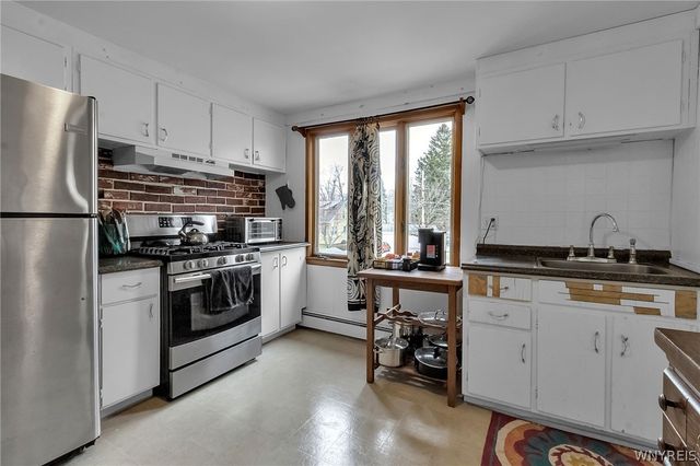 251 Pleasant Avenue, Hamburg, NY 14075