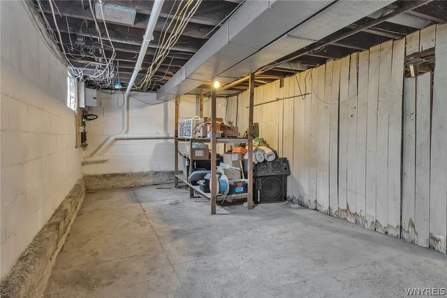 251 Pleasant Avenue, Hamburg, NY 14075