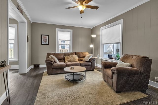 251 Pleasant Avenue, Hamburg, NY 14075