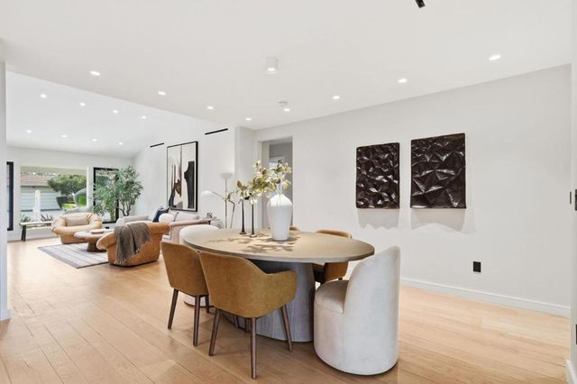 371 E Oakwood Boulevard, Redwood City, CA 94061