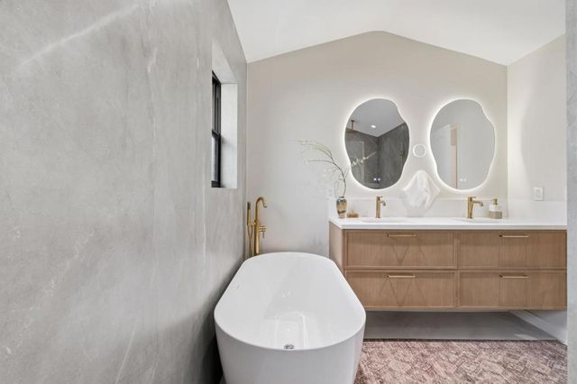 371 E Oakwood Boulevard, Redwood City, CA 94061