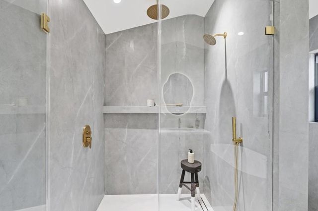 371 E Oakwood Boulevard, Redwood City, CA 94061