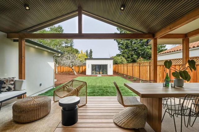 371 E Oakwood Boulevard, Redwood City, CA 94061