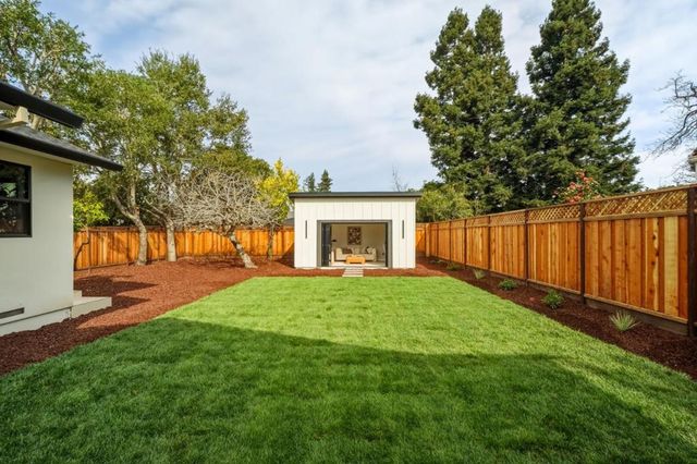 371 E Oakwood Boulevard, Redwood City, CA 94061