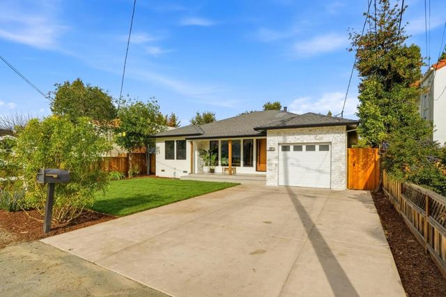 371 E Oakwood Boulevard, Redwood City, CA 94061