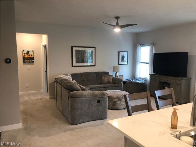325 Kelley Drive, Macedonia, OH 44056