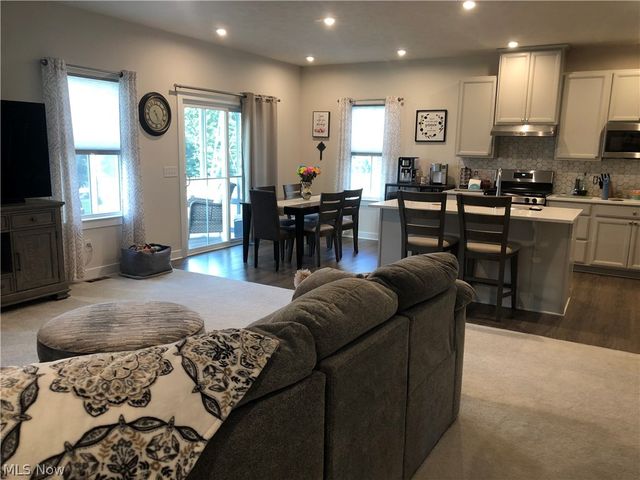 325 Kelley Drive, Macedonia, OH 44056