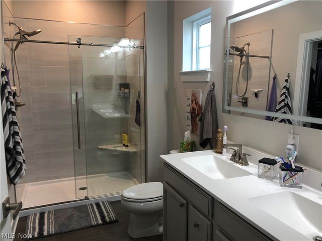 325 Kelley Drive, Macedonia, OH 44056