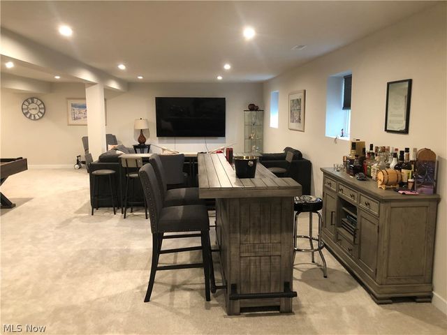 325 Kelley Drive, Macedonia, OH 44056
