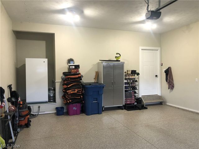 325 Kelley Drive, Macedonia, OH 44056