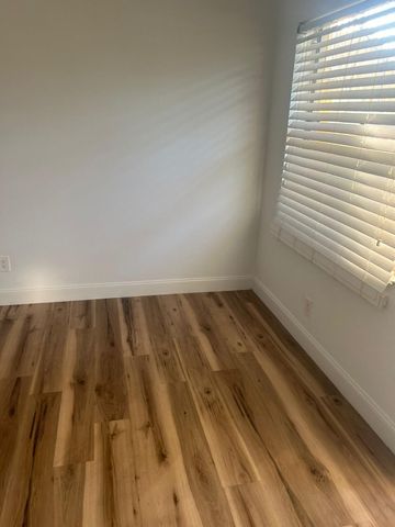 5156 NE 6th Avenue 202, Oakland Park, FL 33334