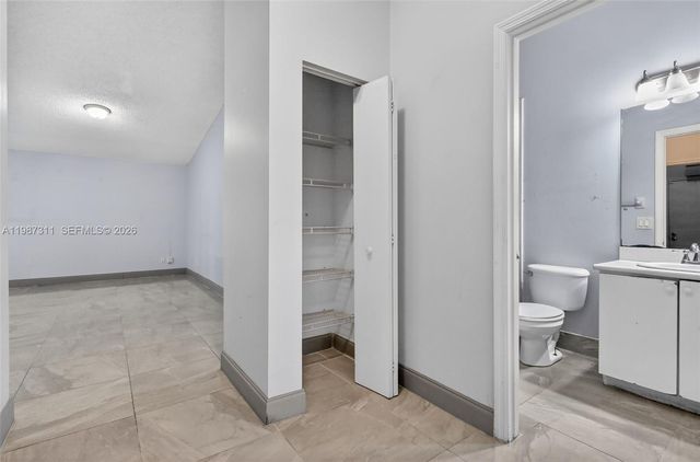 2481 SW 102nd Ave, Miramar, FL 33025