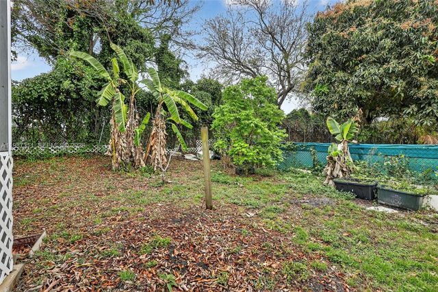 2481 SW 102nd Ave, Miramar, FL 33025