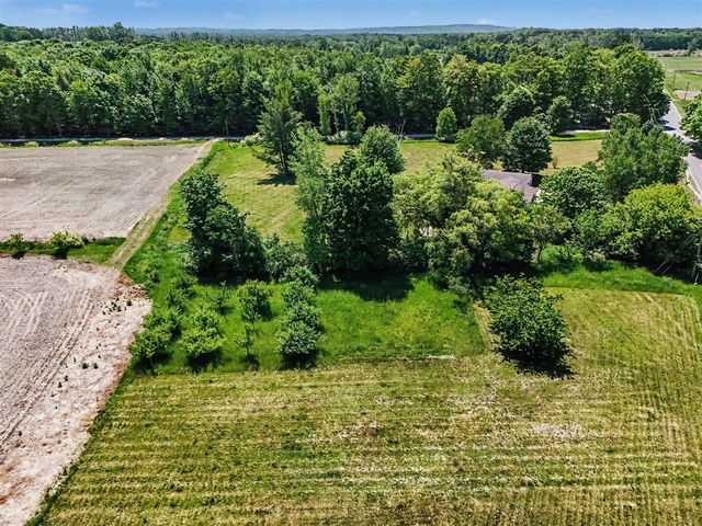 3516 N Ridge Road, Mears, MI 49436