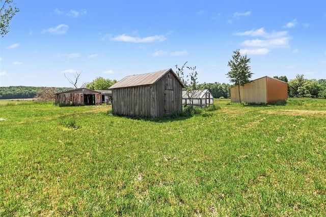 3516 N Ridge Road, Mears, MI 49436