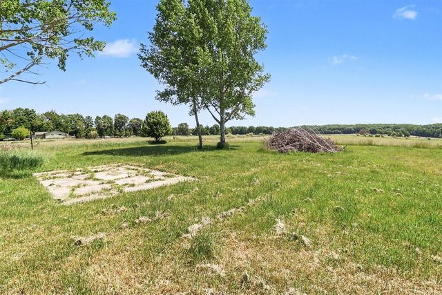 3516 N Ridge Road, Mears, MI 49436