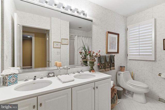 128 INVERNESS DR, Blue Bell, PA 19422