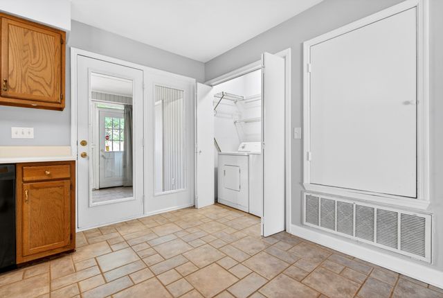 528 Williamsburg Dr, Nashville, TN 37214