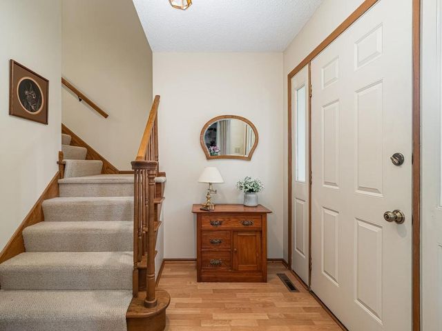 2500 Fernwood Street, Roseville, MN 55113
