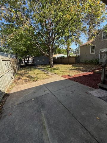 4225 Snelling Avenue, Minneapolis, MN 55406