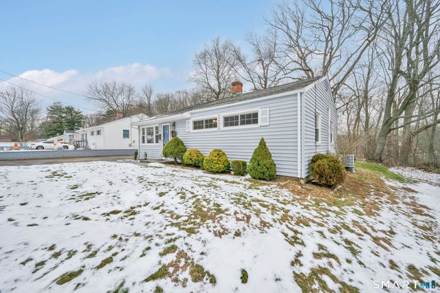 42 Greenwood Street, East Hartford, CT 06118