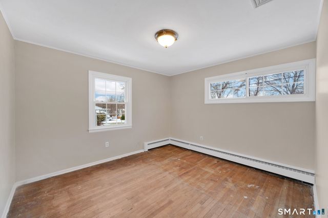 42 Greenwood Street, East Hartford, CT 06118