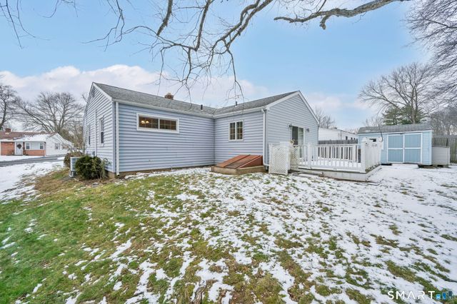 42 Greenwood Street, East Hartford, CT 06118