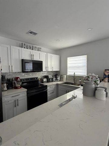 5629 NW 31st Avenue, Miami, FL 33142
