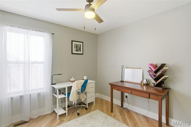 3024 Caroline Street, St Louis, MO 63104