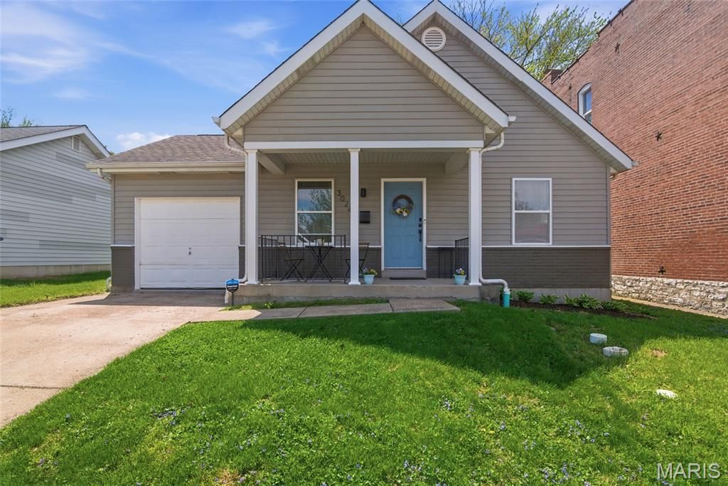 3024 Caroline Street, St Louis, MO 63104