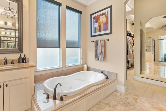 3427 Limestone Sky Court, Houston, TX 77059