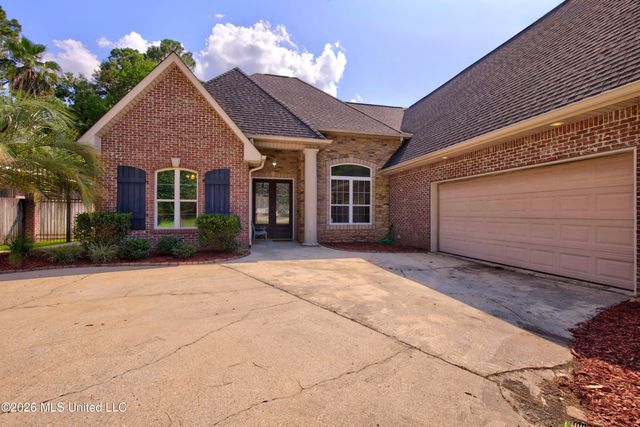 6426 Kome Drive, Diamondhead, MS 39525