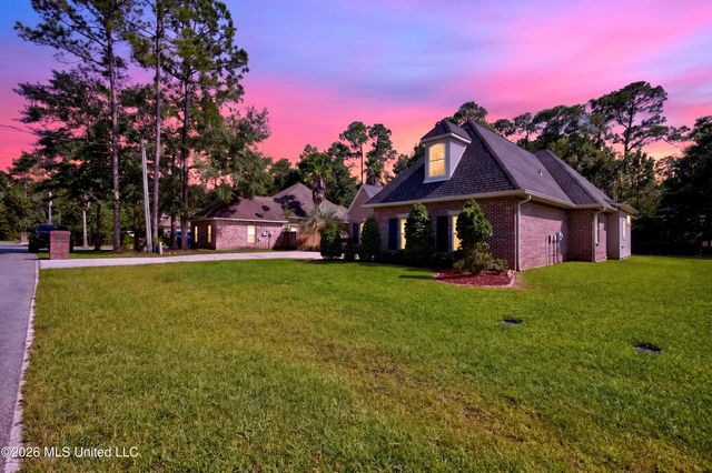 6426 Kome Drive, Diamondhead, MS 39525