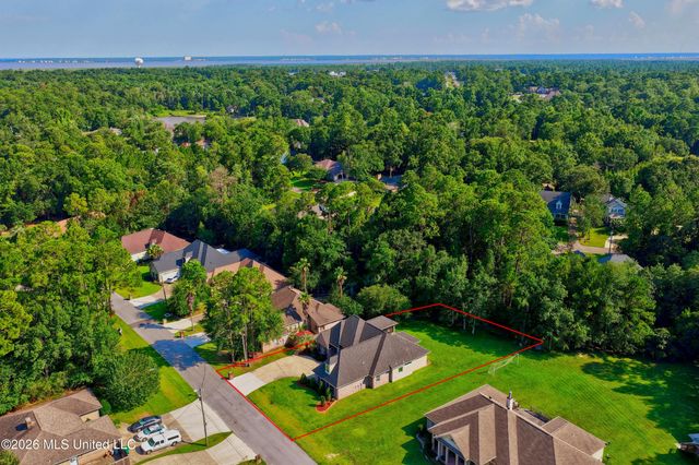 6426 Kome Drive, Diamondhead, MS 39525