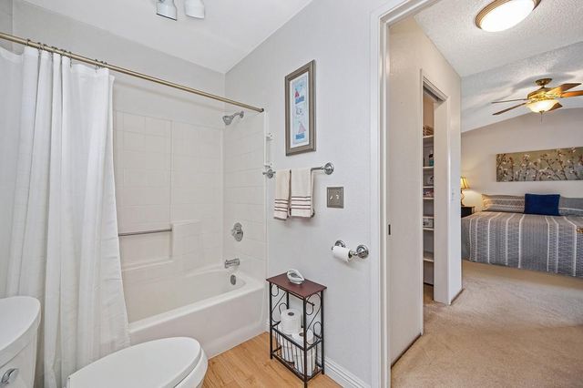 7505 Sunwest Ln, Sacramento, CA 95828