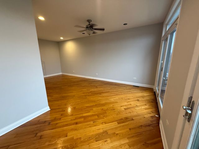 7006 W MEDILL Avenue, Chicago, IL 60707