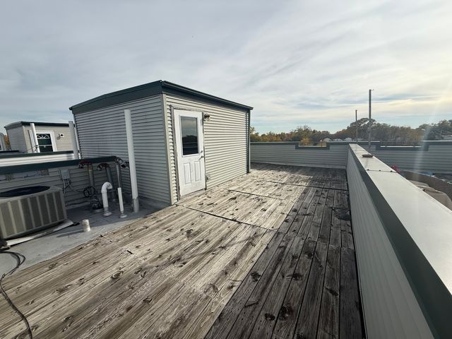 7006 W MEDILL Avenue, Chicago, IL 60707