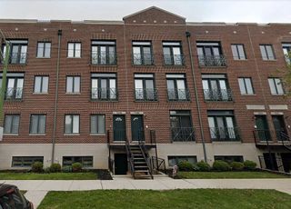 7006 W MEDILL Avenue, Chicago, IL 60707