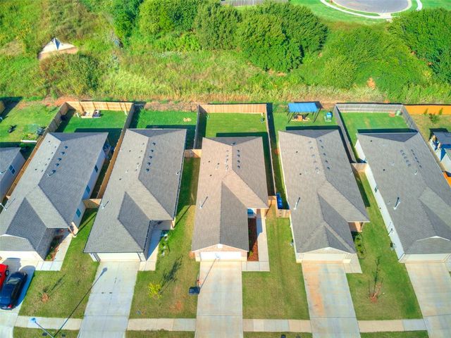 11701 Annette Drive, Yukon, OK 73099